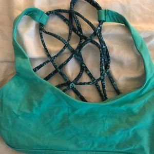 Blue lululemon sports bra ( free to be wild )